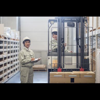 厚木でアルバイト募集ならフォークリフト免許取得可能な当社